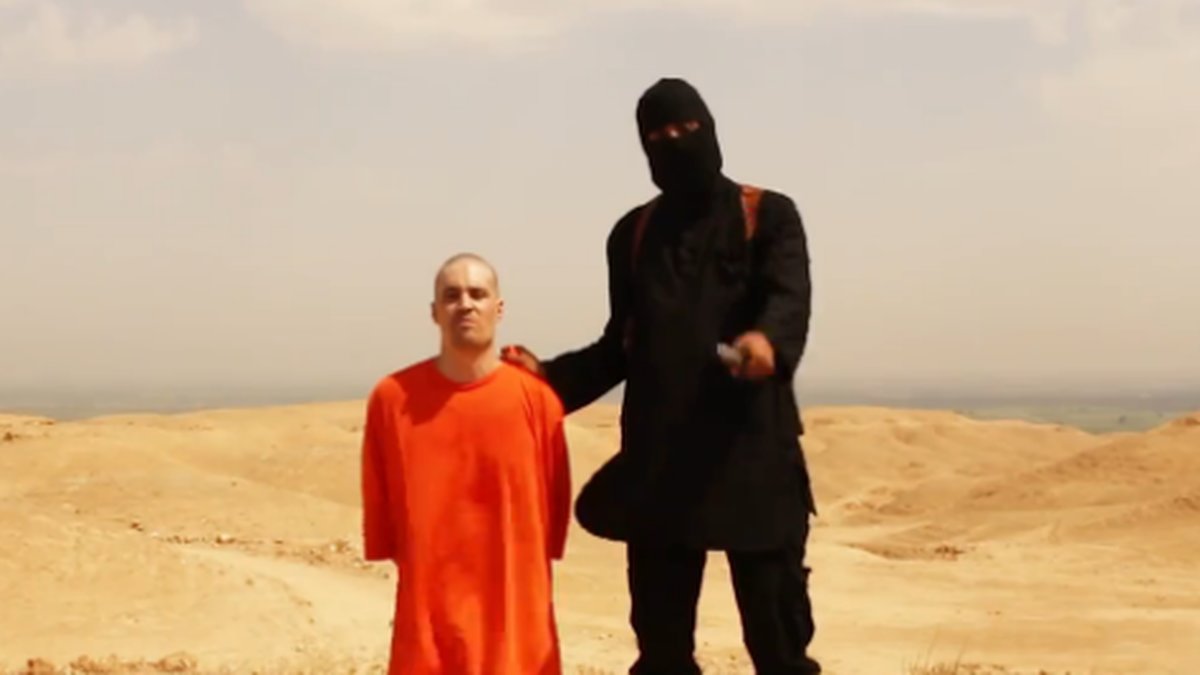 Journalisten James Foley blir avrättad i videon från Islamiska staten.